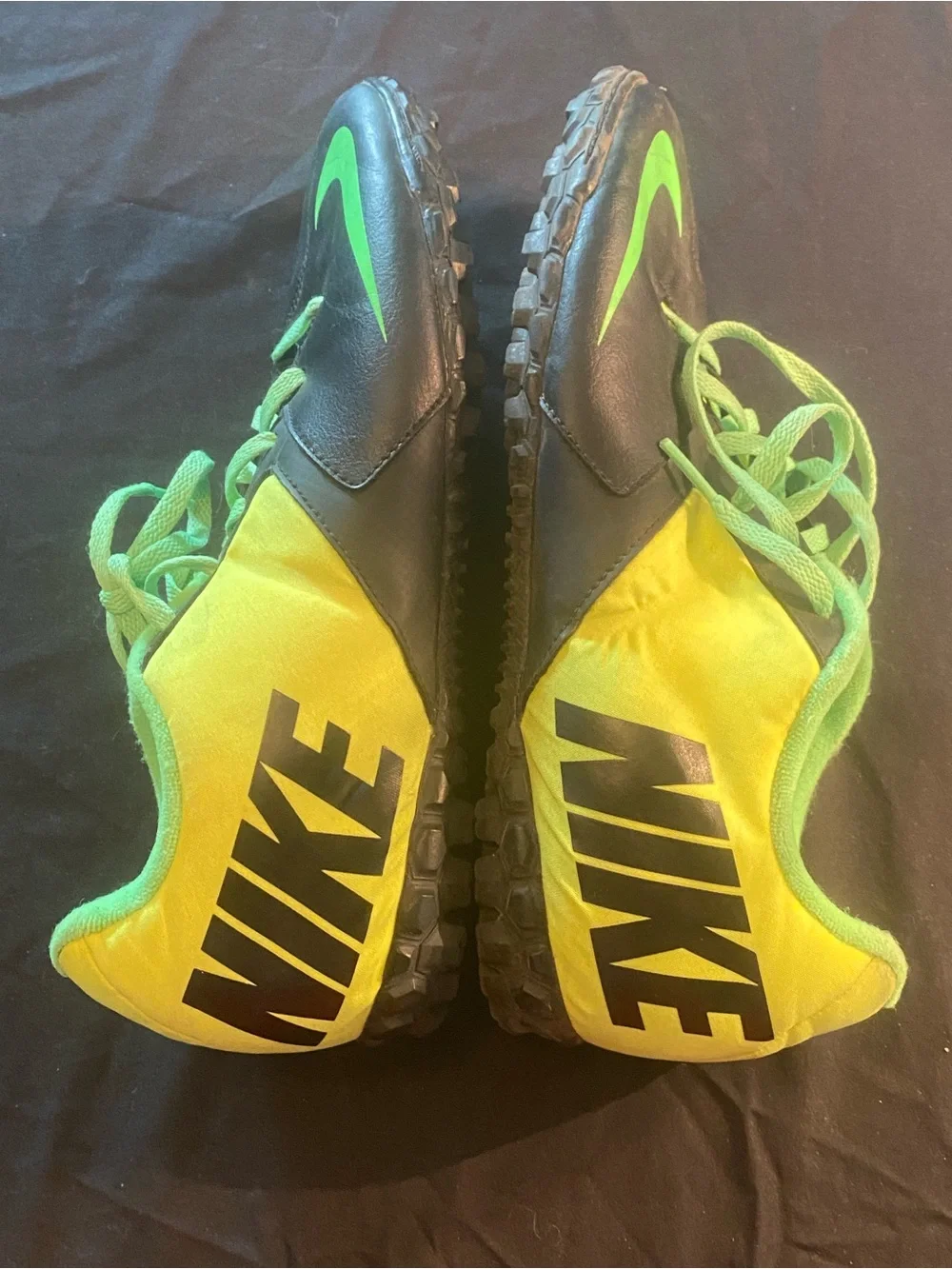 Nike Bomba II TF turf men’s size 8 Soccer Sneakers in Black & Neon Green